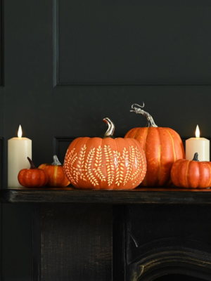 16cm Orange Porcelain Pumpkin Light-Up Decoration 16cm Orange Porcelain Pumpkin Light-Up Decoration - Gothic Decor