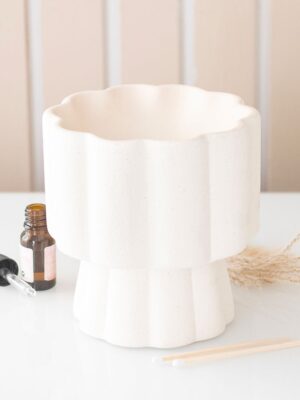 Scalloped Pedestal Oil Burner - Aromatherapy