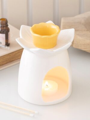 White Daffodil Oil Burner and Wax Warmer - Aromatherapy