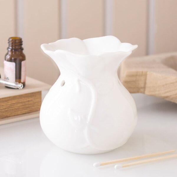 HF_78727.jpg White Rose Oil Burner - Aromatherapy