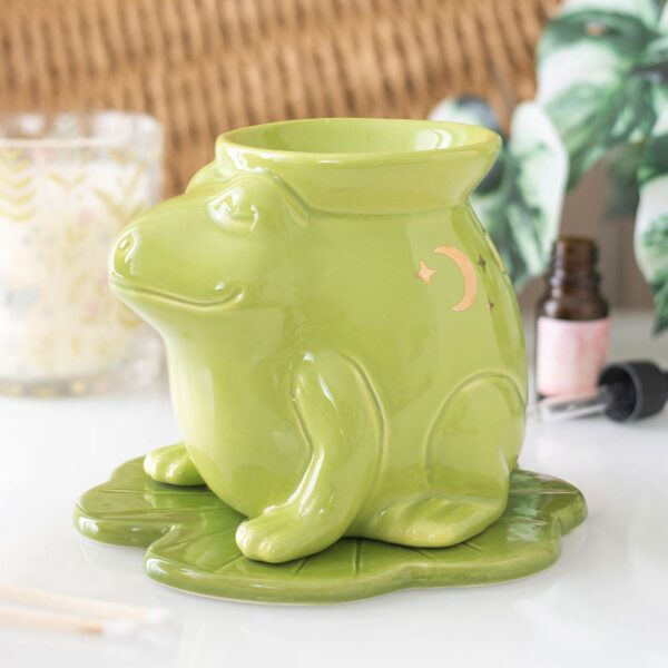 LB_08827.jpg Luna Frog Shaped Oil Burner - Aromatherapy