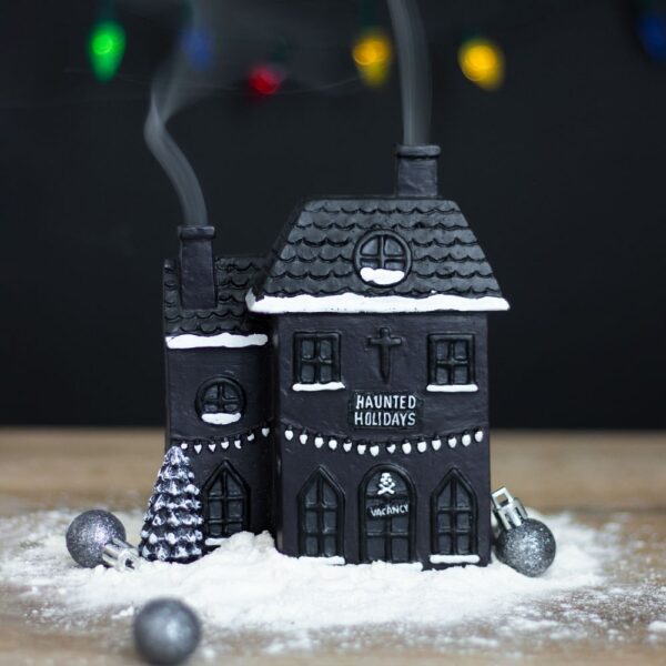 Haunted Holiday House Incense Cone Burner - Aromatherapy