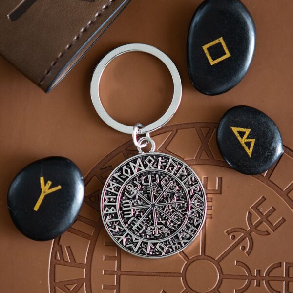 Pathfinder Vegvisir Keyring - Spiritual Home Decor