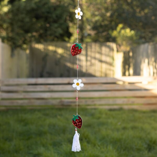 SC_64226.jpg String of Daisy and Strawberry Suncatchers - Spiritual Home Decor