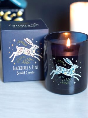 Leaping Hare Blackberry & Pine Candle - Aromatherapy