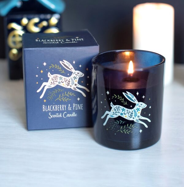 SL_60927.jpg Leaping Hare Blackberry & Pine Candle - Aromatherapy