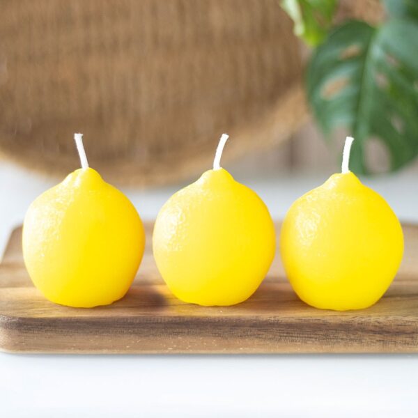 TF_70825.jpg Set of 3 Lemon Shaped Candles - Aromatherapy