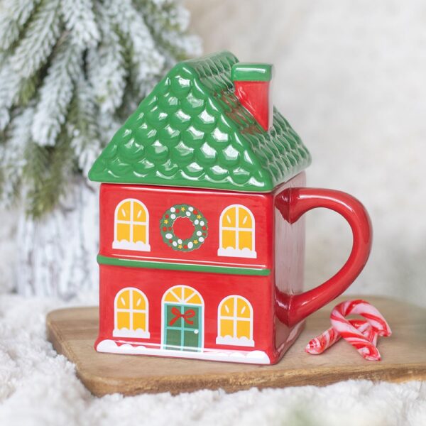XS_49227.jpg Red Christmas House Lidded Mug - Ceramic Mug